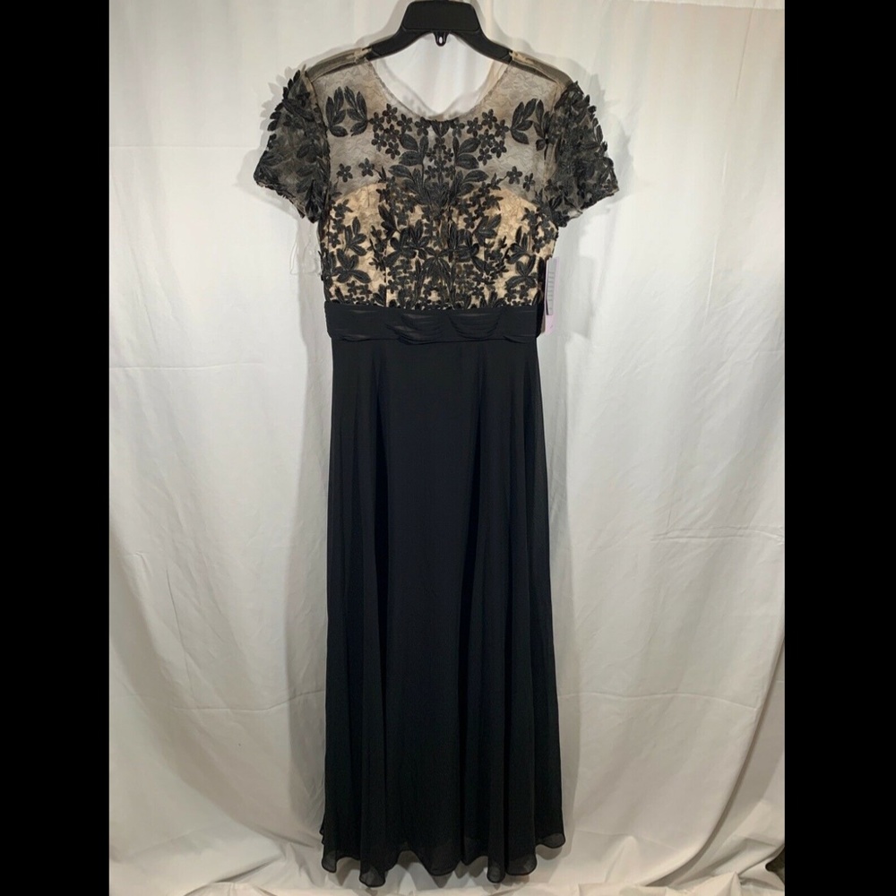 Nwt $298 Js Collections Embroidered Illusion Bodice Gown In Black [Sz 8 ] — image 2 of 8